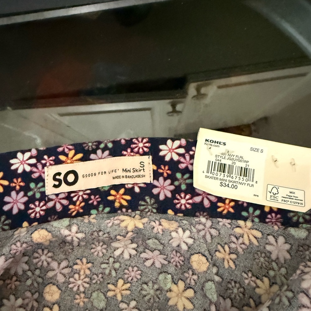 SO Navy Floral Mini Skirt NWT - Picture 11 of 11